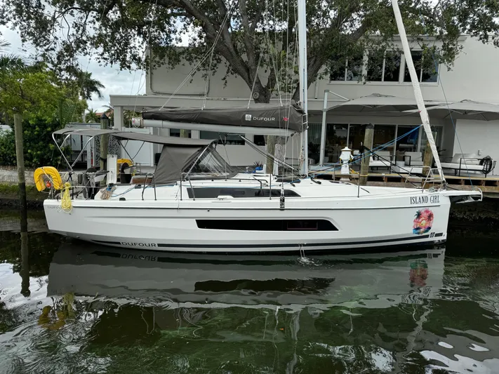 Island Girl Yacht Photos Pics 