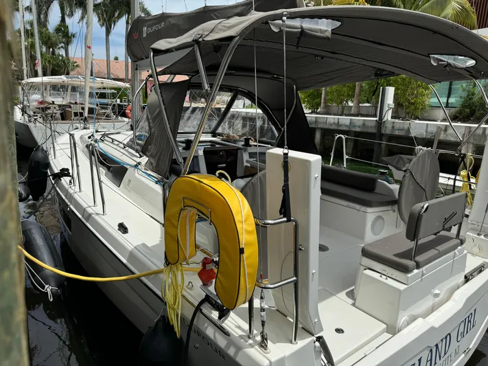 Island Girl Yacht Photos Pics 