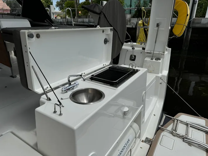 Island Girl Yacht Photos Pics 