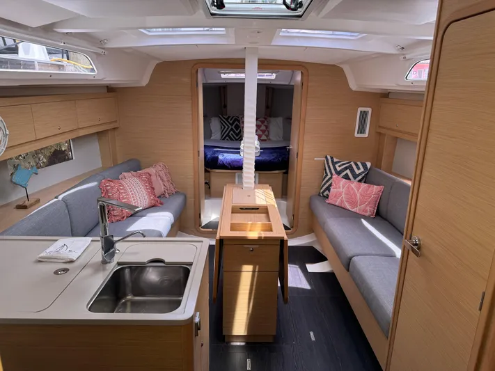 Island Girl Yacht Photos Pics 