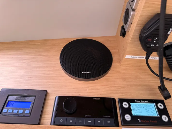 Island Girl Yacht Photos Pics 