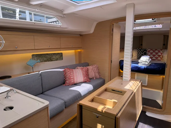 Island Girl Yacht Photos Pics 