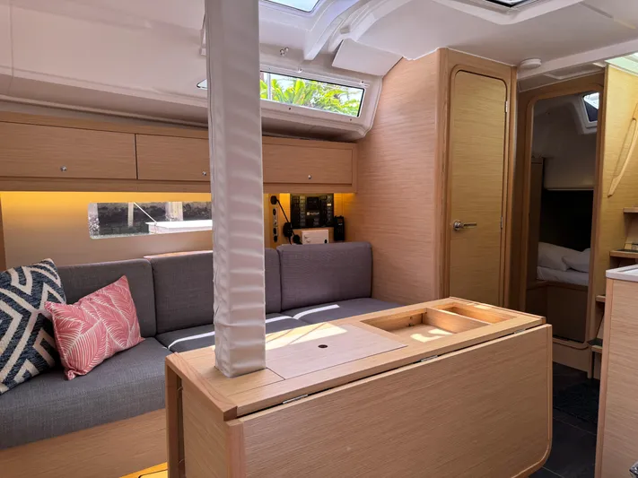 Island Girl Yacht Photos Pics 