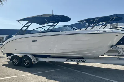 Sea Ray SDX 250 Outboard