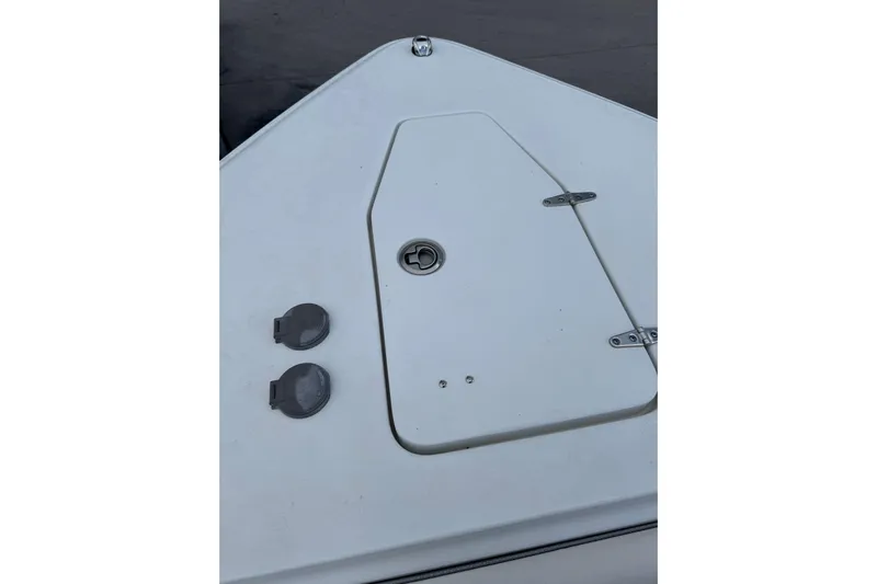  Yacht Photos Pics Bow deck of 2023 Sea Hunt Gamefish 27 Forward Seating boat.