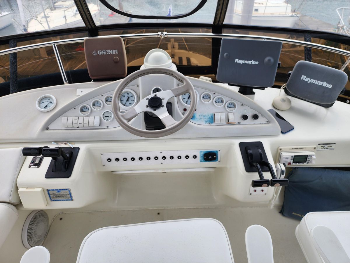 1995 Silverton 36 