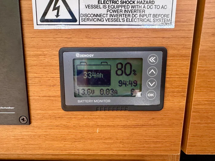 Celtic Rose Yacht Photos Pics Battery monitor on 2018 Jeanneau Sun Odyssey 419, showing 80% charge and 334Ah capacity.