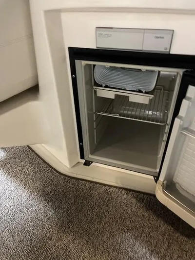 Just One More Yacht Photos Pics 