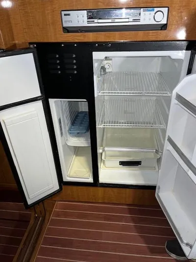 Just One More Yacht Photos Pics 