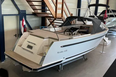 2025 Maxima 630 (Op voorraad)