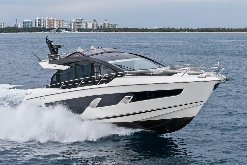 2022 Sunseeker 65 