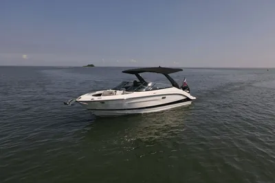 Sea Ray SLX 260 Outboard
