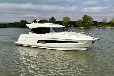 Prestige 460