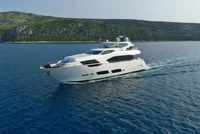 Sunseeker 95 Yacht