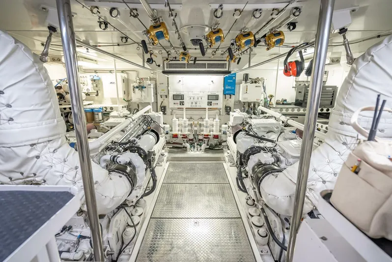 Serenity Yacht Photos Pics 