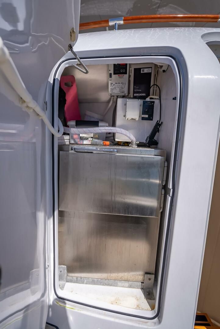 2008 Lazzara 116 