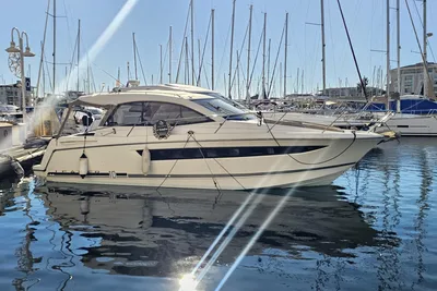 2011 Jeanneau Leader 10
