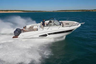 2018 Jeanneau Cap Camarat 10.5 WA