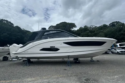 Sea Ray Sundancer 370 Outboard