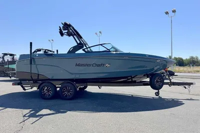 MasterCraft XT23
