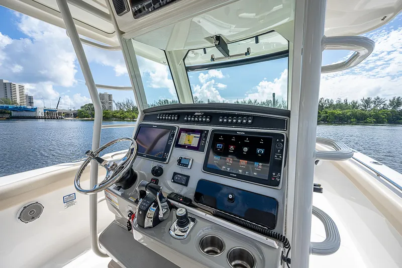 Done Deal Yacht Photos Pics 