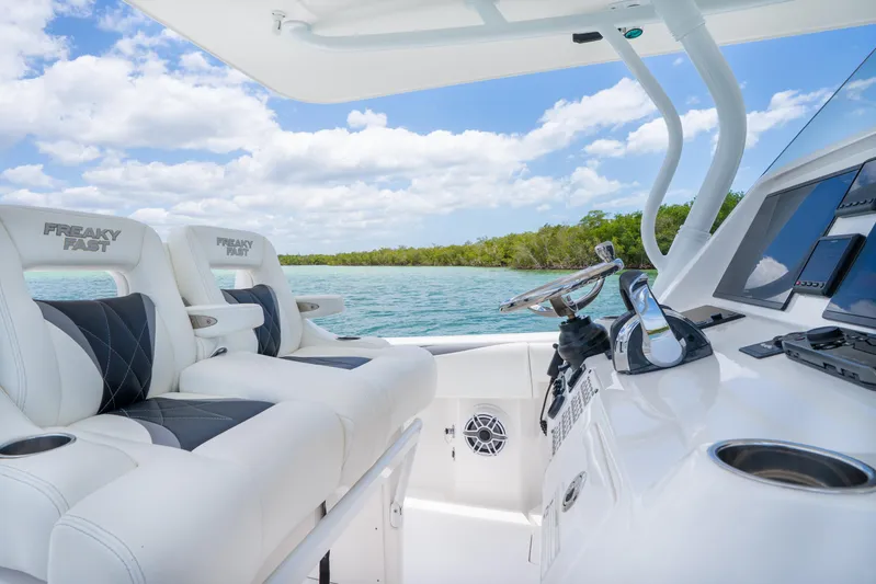 Freaky Fast Yacht Photos Pics 