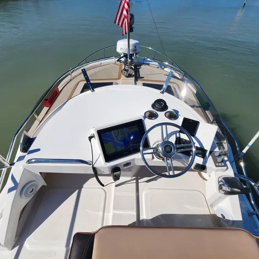 Moondance Yacht Photos Pics 