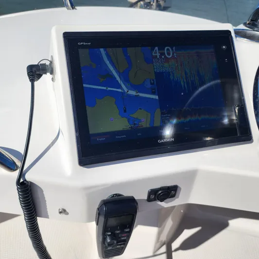 Moondance Yacht Photos Pics 