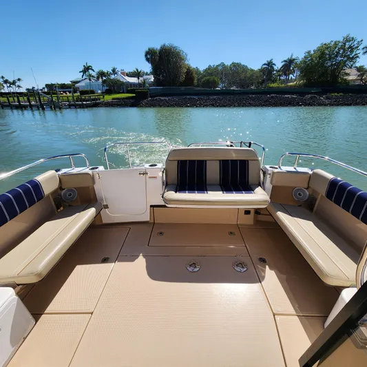 Moondance Yacht Photos Pics 