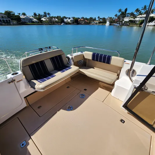 Moondance Yacht Photos Pics 