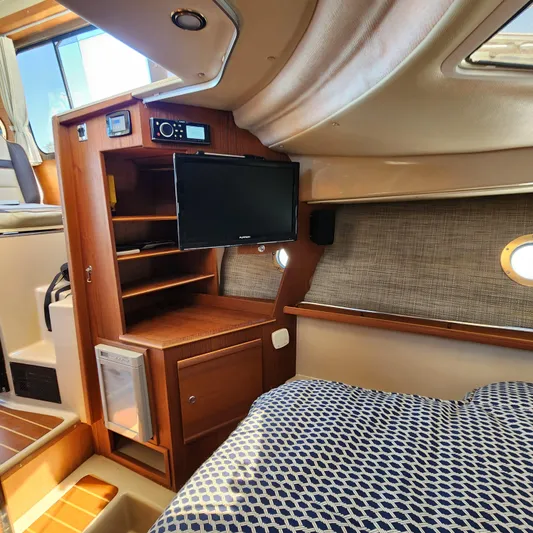 Moondance Yacht Photos Pics 