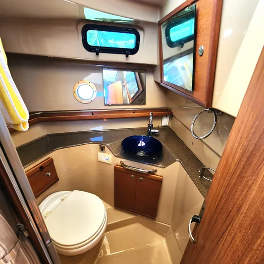 Moondance Yacht Photos Pics 