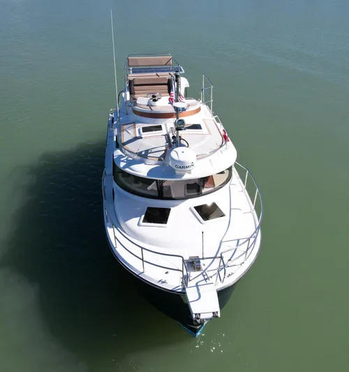 Moondance Yacht Photos Pics 