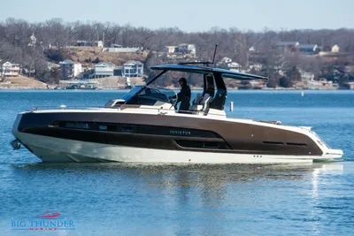 Invictus GT320