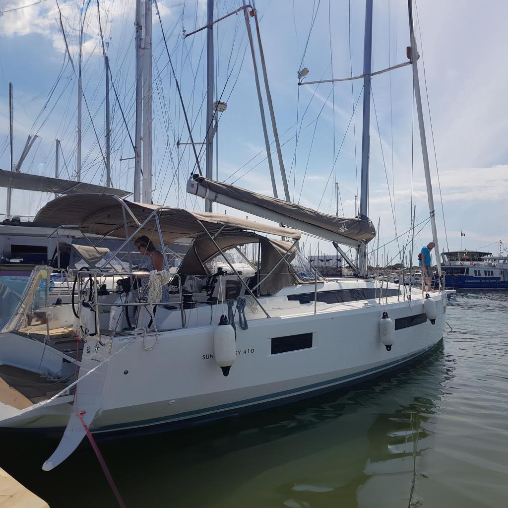2020 Jeanneau Sun Odyssey 410