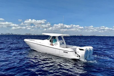 2024 Intrepid 375 Nomad SE