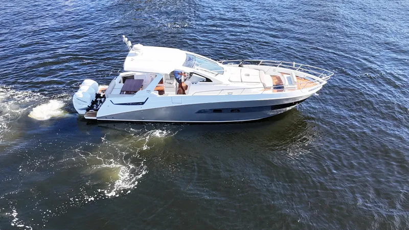  Yacht Photos Pics Azimut Verve 40 yacht cruising on open water, 2018 model, side view.