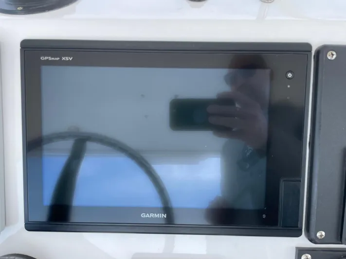 On Course Yacht Photos Pics Garmin GPSmap XSV on 1986 Egg Harbor 41 Convertible boat dashboard.