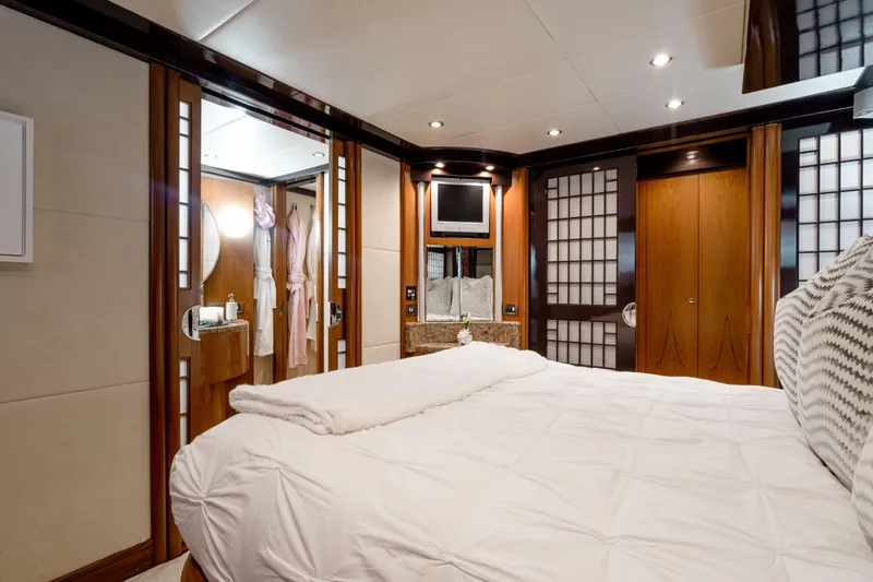 Happiness II Yacht Photos Pics Master Cabin