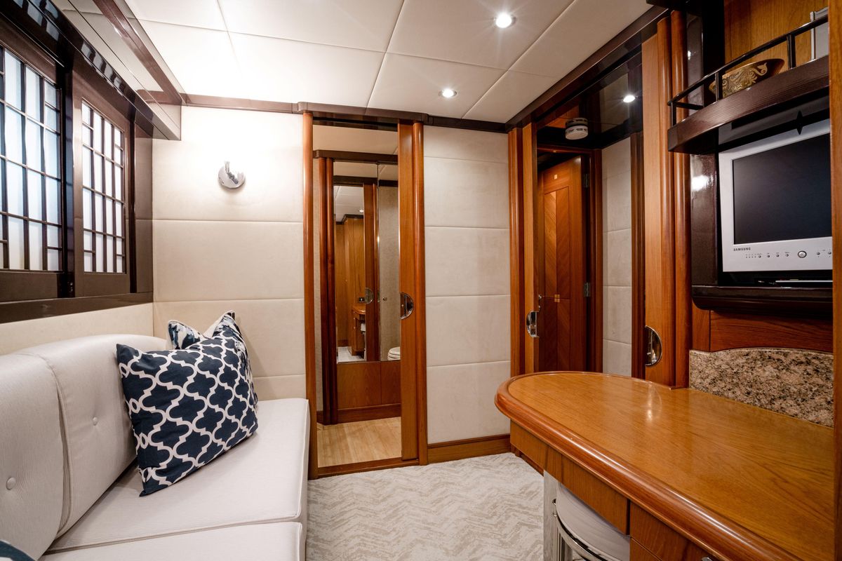 2003 Grand Harbour 80 