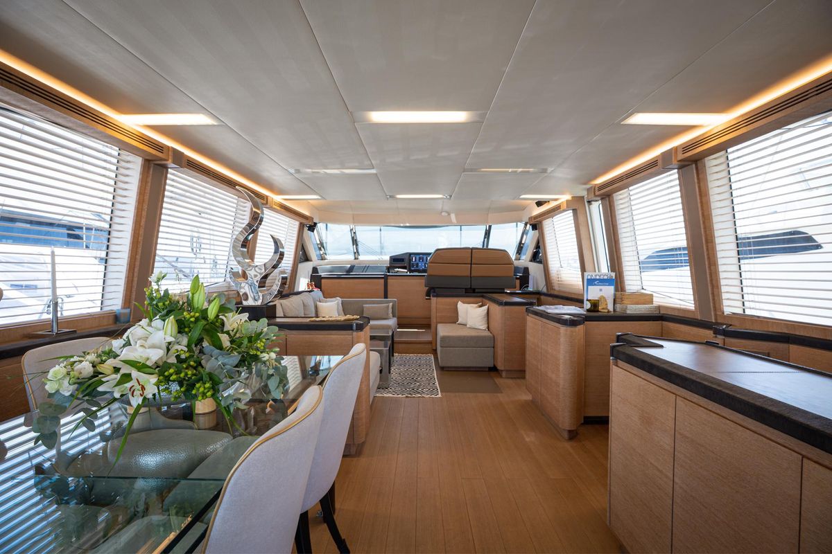 2019 Monte Carlo Yachts 75 