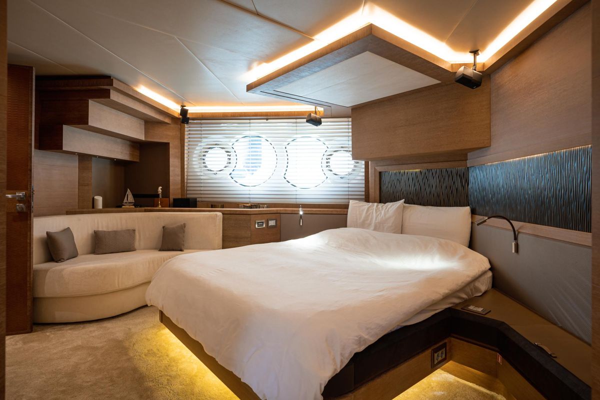2019 Monte Carlo Yachts 75 