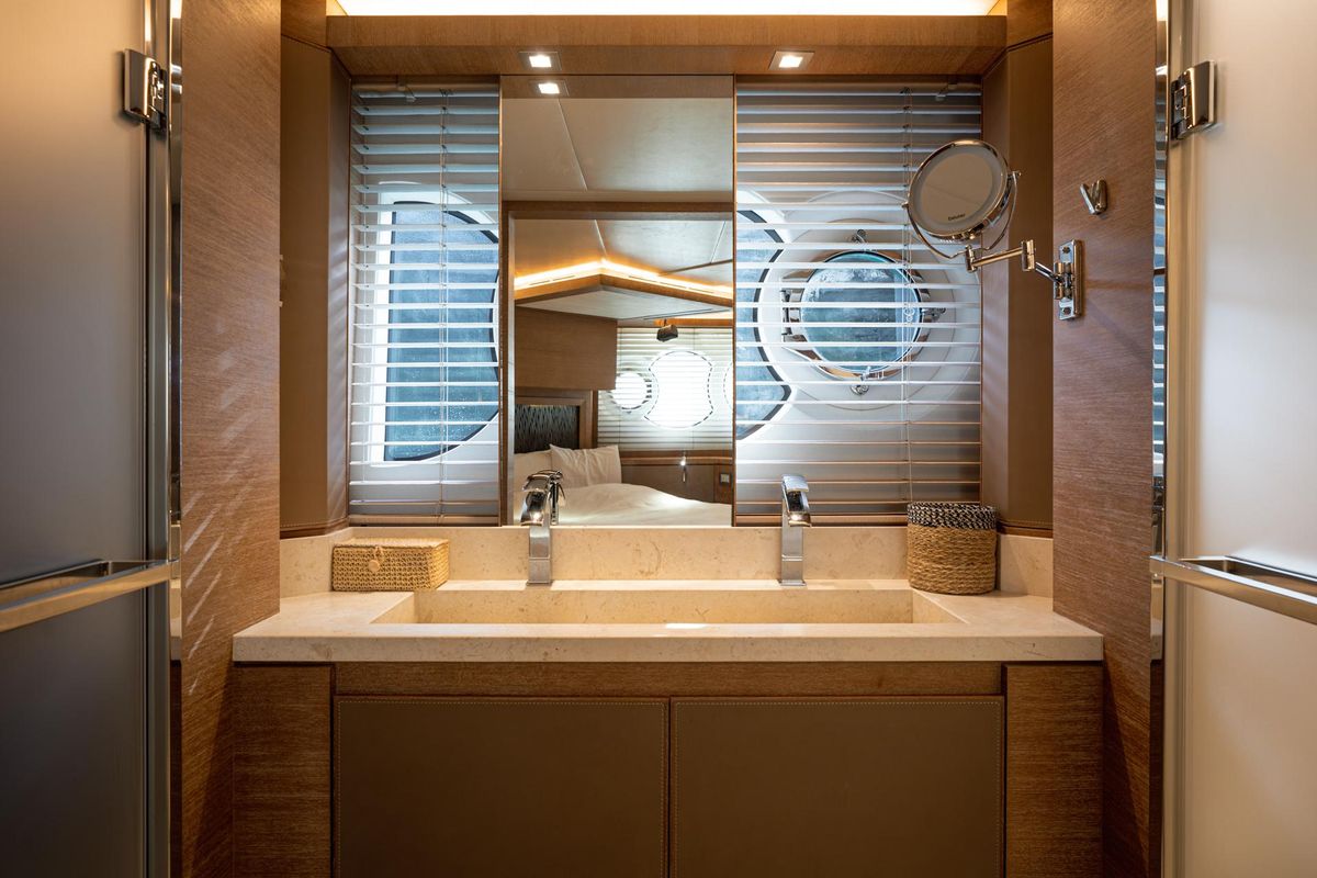 2019 Monte Carlo Yachts 75 