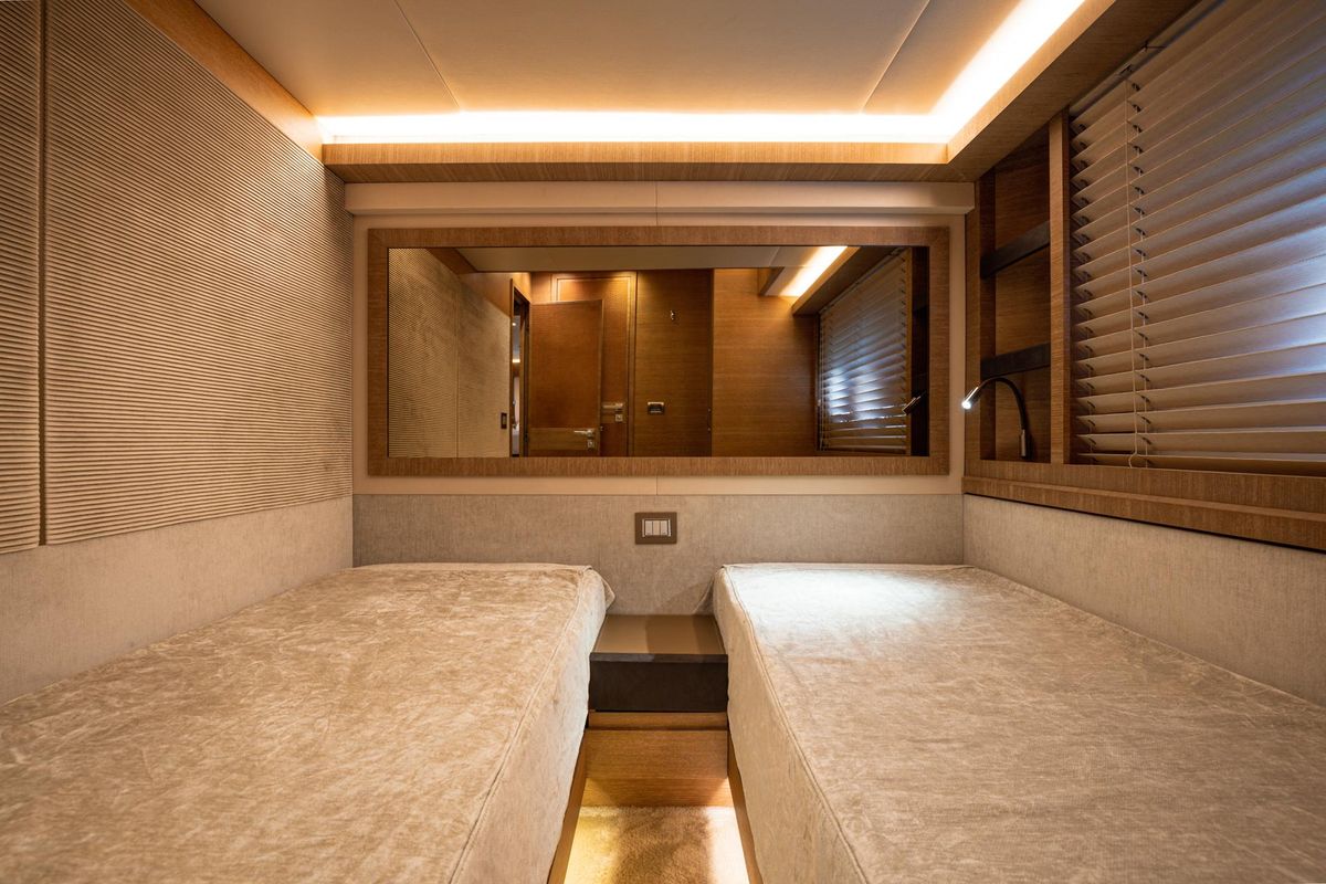2019 Monte Carlo Yachts 75 