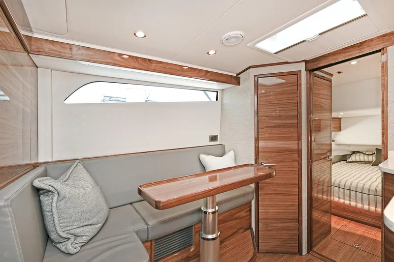 Dealers Choice Yacht Photos Pics 