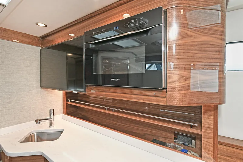 Dealers Choice Yacht Photos Pics 