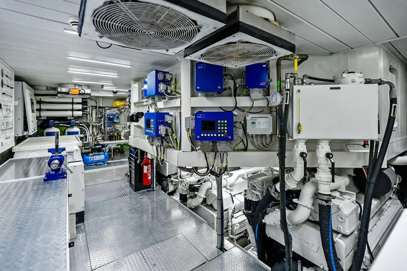 Diamond Yacht Photos Pics Engine room of 2013 AB 116 Motoryacht, featuring advanced machinery and control systems.