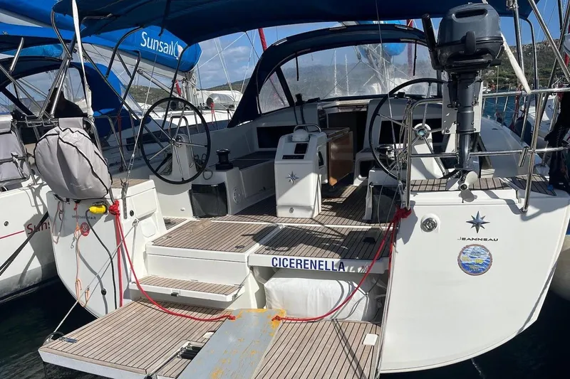 Cicerenella Yacht Photos Pics 2019 Jeanneau Sun Odyssey 440 sailboat with dual steering wheels and spacious deck.
