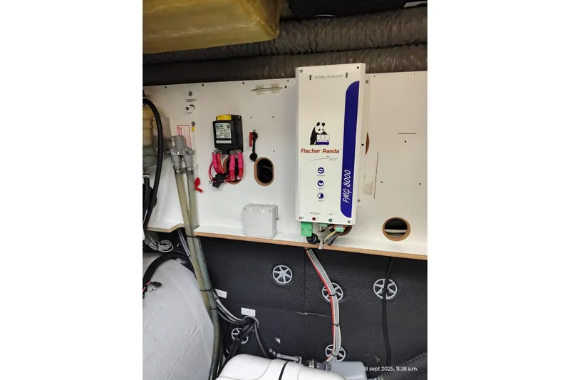 Libert'e Yacht Photos Pics Electrical system of 2020 Fountaine Pajot MY6 with Fischer Panda generator.