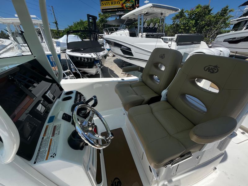 2020 NauticStar 28XS